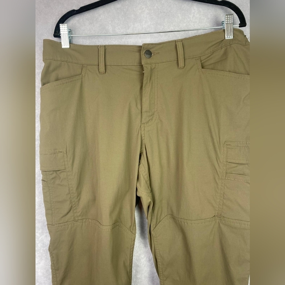 Carhartt Cargo Pants Womens Plus Size 16 Cropped Bermuda Straight fit - Picture 3 of 11